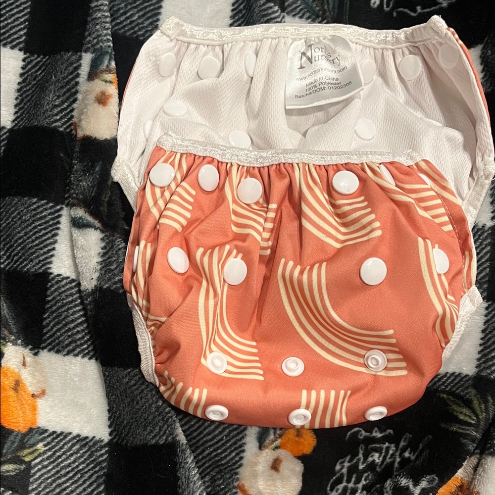 B51 Neutral Nora’s Nursery Cloth Diaper Cover— EUC